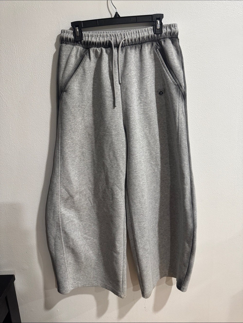 Aelfric Eden Super Baggy Sweatpants size Medium - Picture 2 of 8